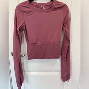 Long-Sleeve Crew Crop Top in Mauve Pink